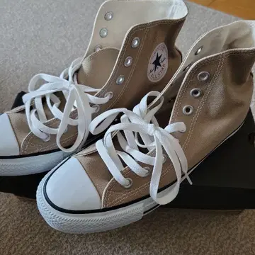 Converse 하이컷 스니커즈 베이지