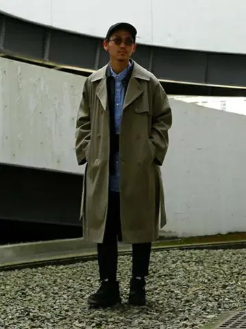 marka TRENCH COAT