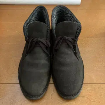 beams 스웨이드 처카 부츠