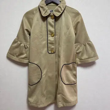 JANE 베이지 프릴 소매 자켓