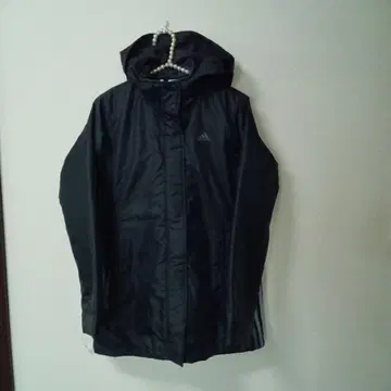 adidas 블랙 코트 M 사이즈