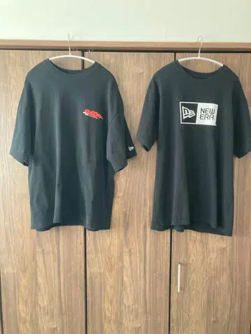 NEW ERA 블랙 T셔츠