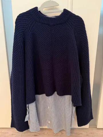 미라 오웬 네이비 레이어드 니트