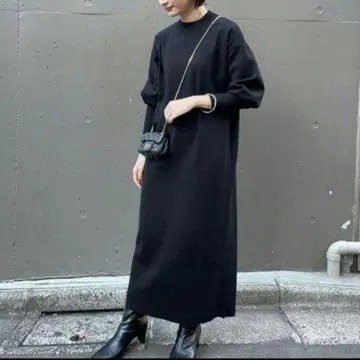 Loungedress 라운지 드레스 블랙 벌룬 슬리브 니트 원피스