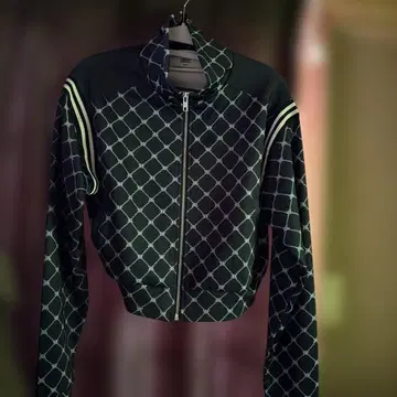 쥬에티 모노그램 트랙 자켓