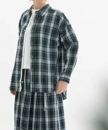 25SS 노프드 누드 체크 무늬 긴팔 셔츠