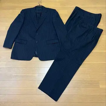 B&T CLUB 네이비 스트라이프 수트