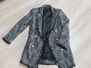 ZARA WOMAN 트위드 자켓
