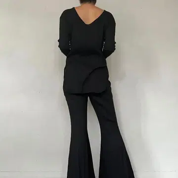 muuetRandom 립스 탑스 리브 상의