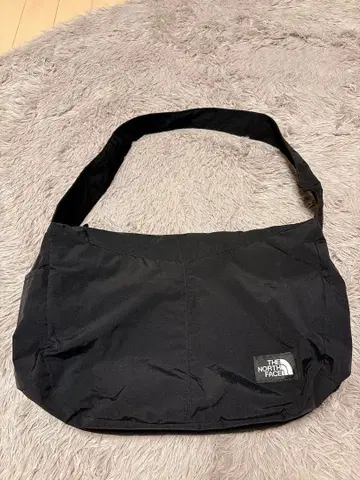 THE NORTH FACE URBAN SHOULDER BAG L