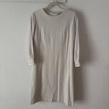 자유구 베이지 무릎 기장 원피스 사이즈 40