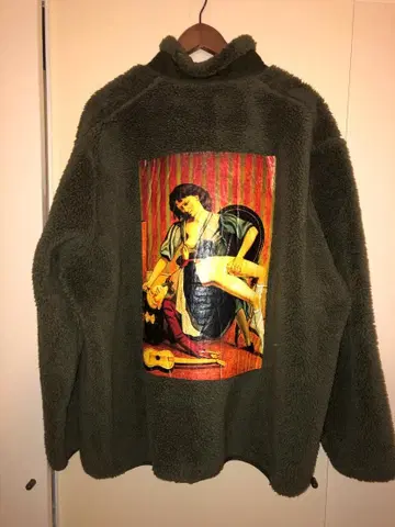 올리브 그린 플리스 자켓 발티스 프린트