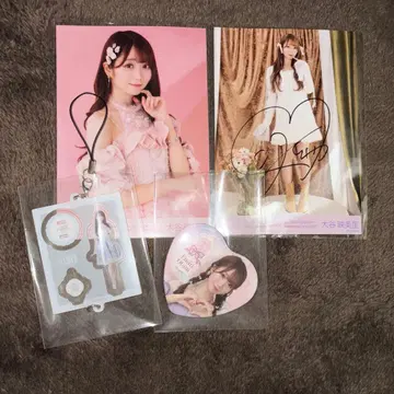 이코러브 오타니 에미리 브로마이드 사인 포함 미니 복권 캔뱃지