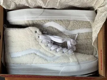 VANS 퍼 슬립온 화이트