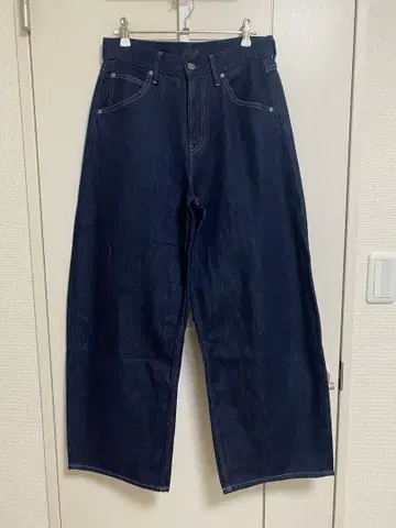 UNIQLO 배기 커브 진 기장 짧음