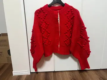 HOLIDAY 빨간 니트