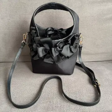 CACHELLIE 리본 포함 블랙 새틴? 나일론? 숄더백