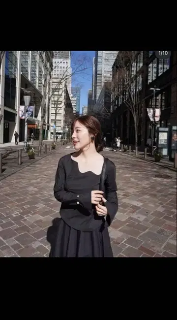 에메인 Aimeine 웨이브 디자인 트리코 블라우스 블랙