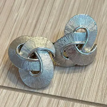 [ 인기 ] TRIFARI 디자인 귀찌