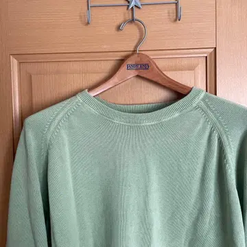 라이트 그린 래글런 슬리브 스웨터 파스텔 컬러