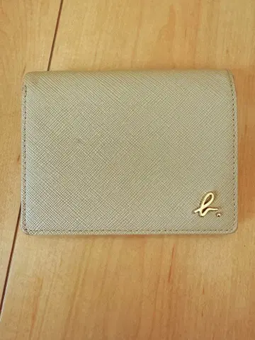 아네스베 접이식 지갑 베이지 얇은 타입