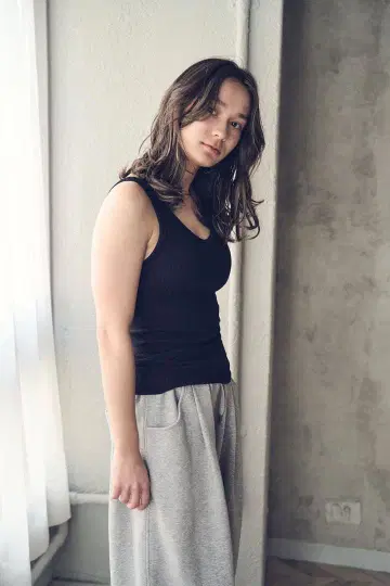 leberee 스탠다드 탱크탑