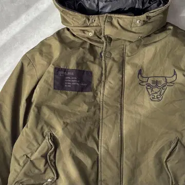 15152 NBA 시카고 불스 자수 다운 코트