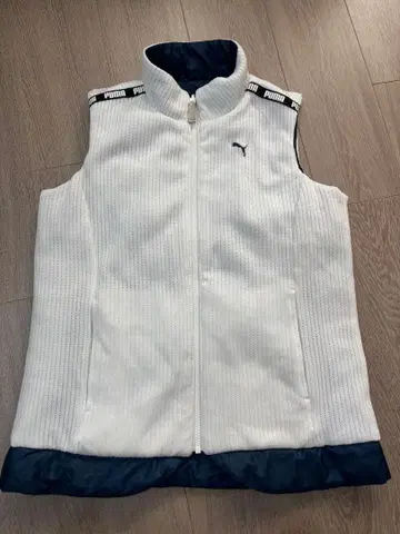[ 미사용 새상품 ] PUMA 리버서블 베스트 네이비 화이트