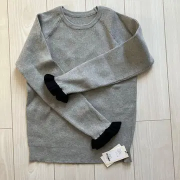 미사용 소매 프릴 니트 그레이 블랙