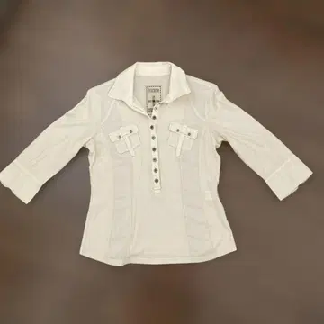 IVISUTO 아이보리 반소매 셔츠