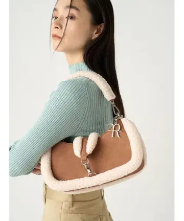 프레이 아이디 무스탕 백