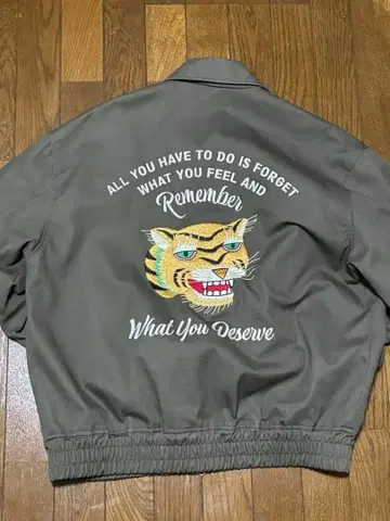 CPCM 호랑이 자수 ZIP 블루종 자켓