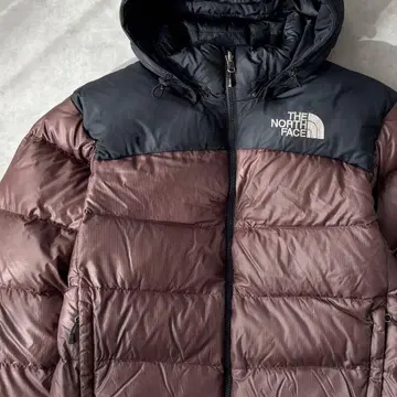 15153 THE NORTH FACE 자수 로고 다운 자켓