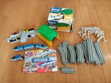 헤이세이 레트로 00s 프라레일 차량 3량과 레일 세트