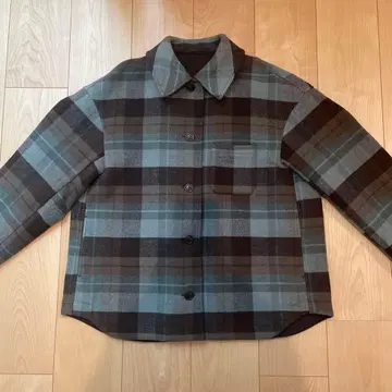 UNIQLO 오버 사이즈 숏 자켓