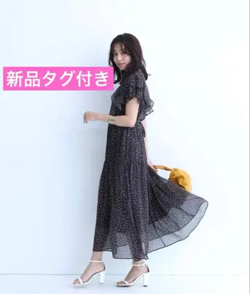 [택 포함 새상품] JUSGLITTY 도트 쉬폰 원피스