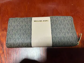 마이클코어스 장지갑