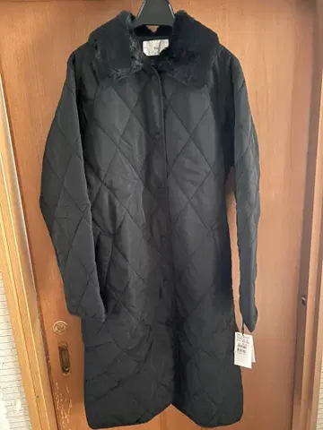 퀼팅 코트 새상품 블랙 vin