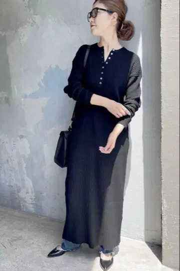 택 포함 새상품 스픽 앤 스팬 헨리넥 리브 니트 원피스 블랙