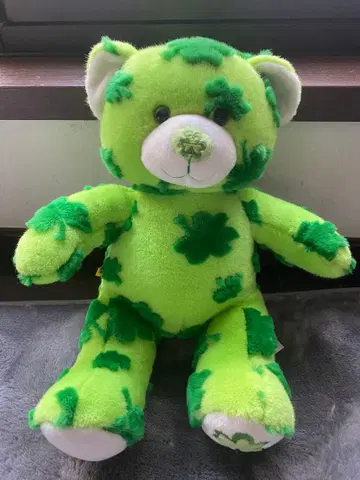 빌드어베어워크숍 곰 봉제 인형 클로버 무늬