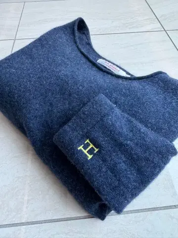 H.R. MARKET 네이비 크루넥 스웨터 사이즈 2