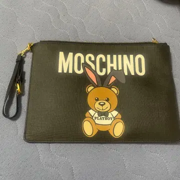Moschino Playboy 클러치백