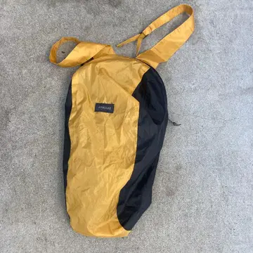 나일론 소재 백팩 블랙 골드 y2k 아카이브