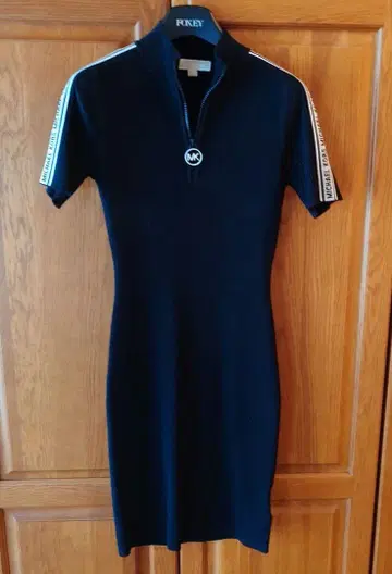 Michael Kors 블랙 반팔 원피스