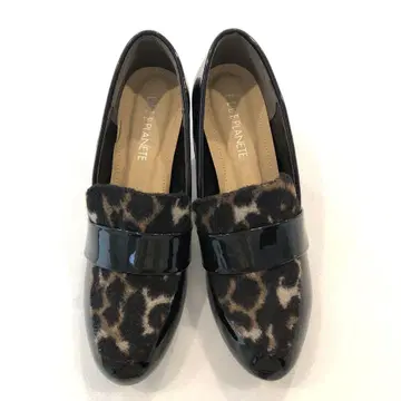 새상품 엘르 플래닛 에나멜 펌프스 레오파드 무늬 23.5cm H6cm
