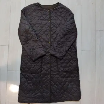 다크 브라운 퀼팅 자켓 롱 기장