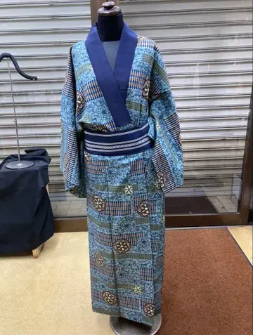 [ 새상품 ] 남녀 공용 블루 계열 짧은 기장 유카타