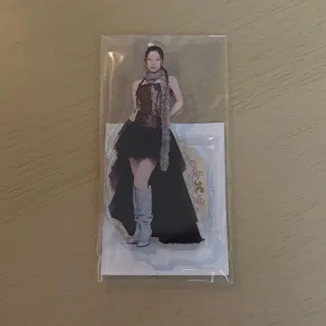 IS:SUE RINO 아크릴 스탠드