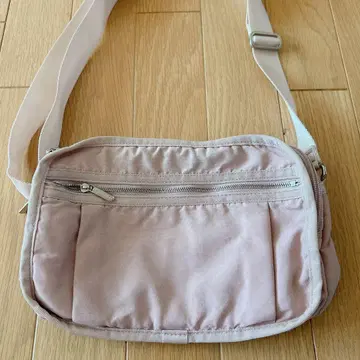 ace. 에이스 숄더백