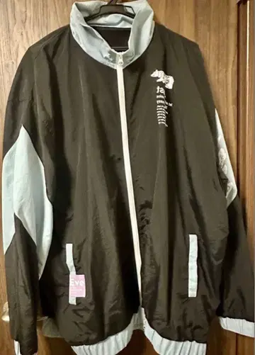 Eve 하나아라시 집업 자켓 블랙/L 사이즈